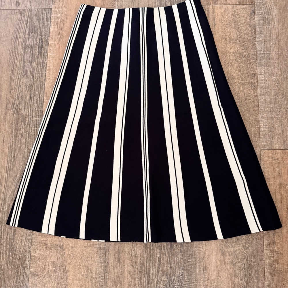 Massimo Dutti Navy Blue and Cream Strip A-Line Skirt - Picture 6 of 6